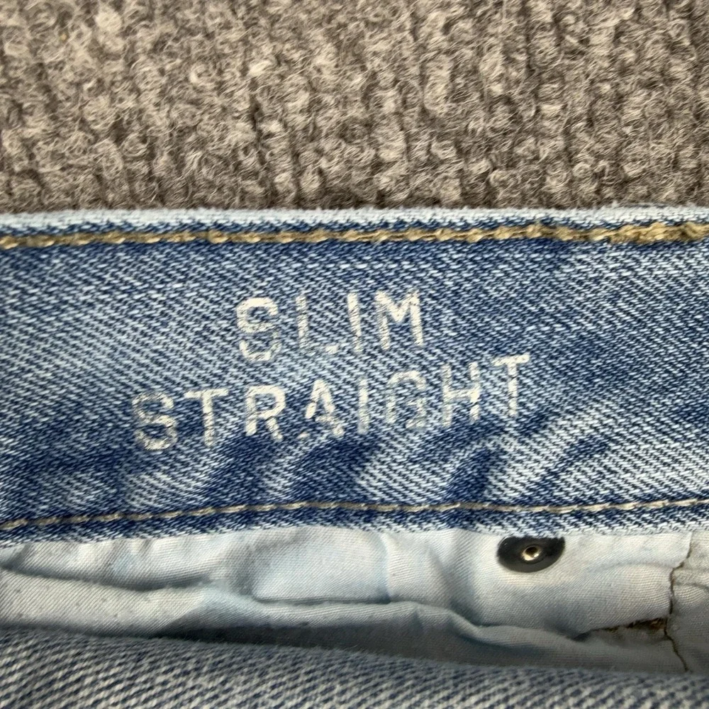 Aeropostale Jeans Mens 36x31 Light Wash Blue Slim Straight Distressed Denim